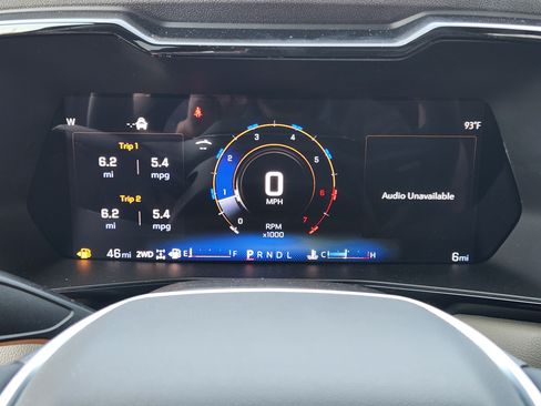 New 2026 Chevrolet Colorado ZR2 w/ Technology Package AWD/4WD image 12