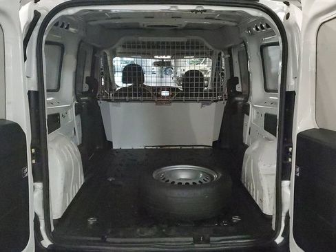 Used 2019 RAM ProMaster City Tradesman image 9