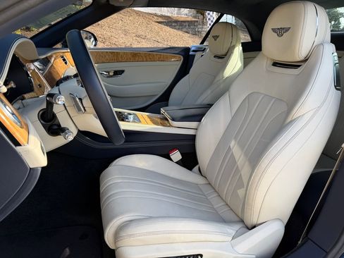 Used 2023 Bentley Continental GT Mulliner image 18