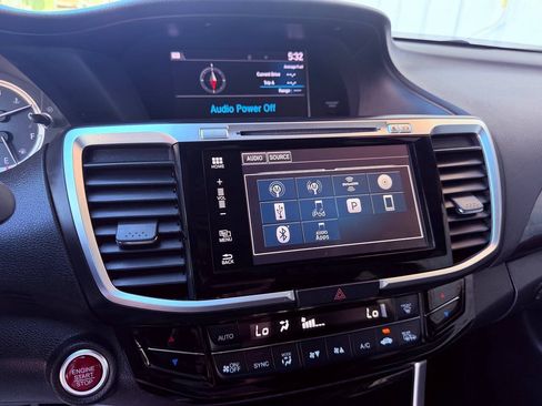 Used 2017 Honda Accord EX-L image 28