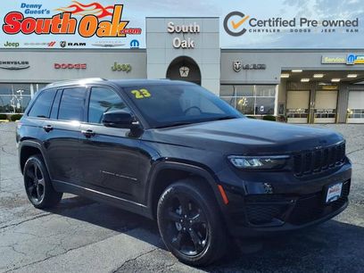 Used 2023 Jeep Grand Cherokee Altitude