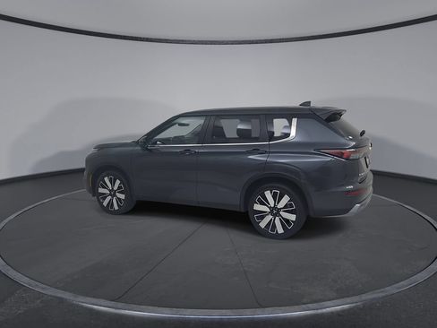 Used 2025 Mitsubishi Outlander SE AWD/4WD image 10