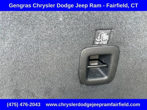 Used 2024 Jeep Wrangler Unlimited Sahara w/ Safety Group AWD/4WD image 35