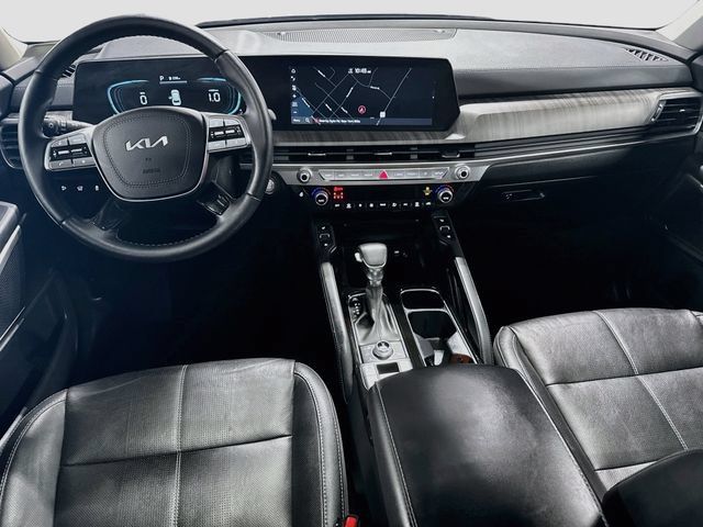 Used 2024 Kia Telluride EX w/ EX Captain's Chair Package AWD/4WD image 28