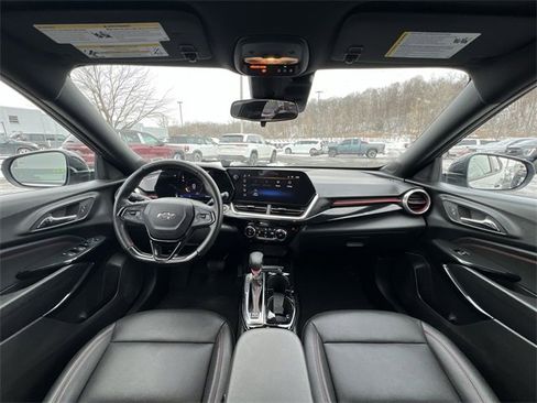 Used 2024 Chevrolet Trax RS w/ Driver Confidence Package image 14