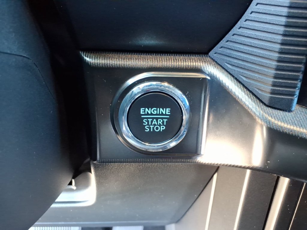 Used 2024 Ford F150 Lariat w/ Equipment Group 502A High AWD/4WD image 26