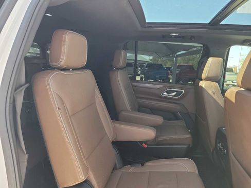 Used 2022 Chevrolet Suburban High Country w/ Max Trailering Package image 13