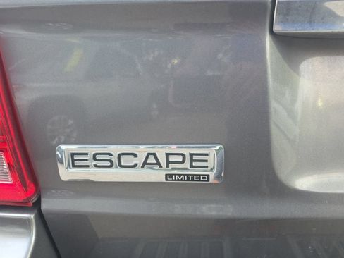 Used 2012 Ford Escape Limited FWD image 5