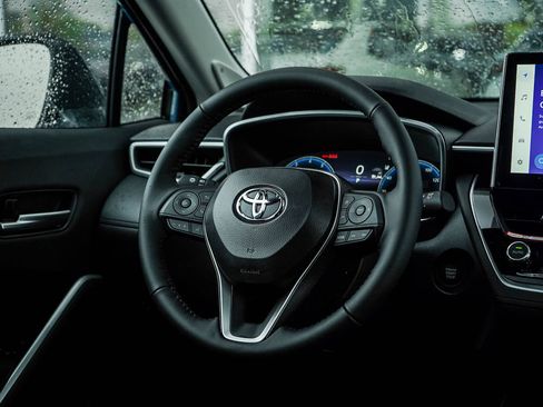 New 2026 Toyota Corolla Cross XLE image 16