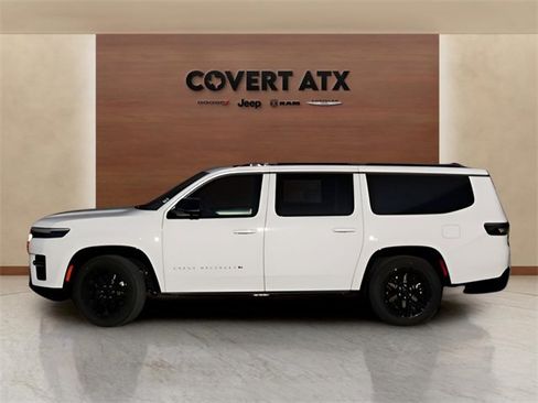 New 2026 Jeep Grand Wagoneer L Limited image 2