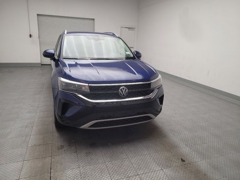 Used 2023 Volkswagen Taos SE w/ Black Wheel Package FWD image 14