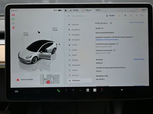 Used 2023 Tesla Model 3 Standard Range RWD image 30
