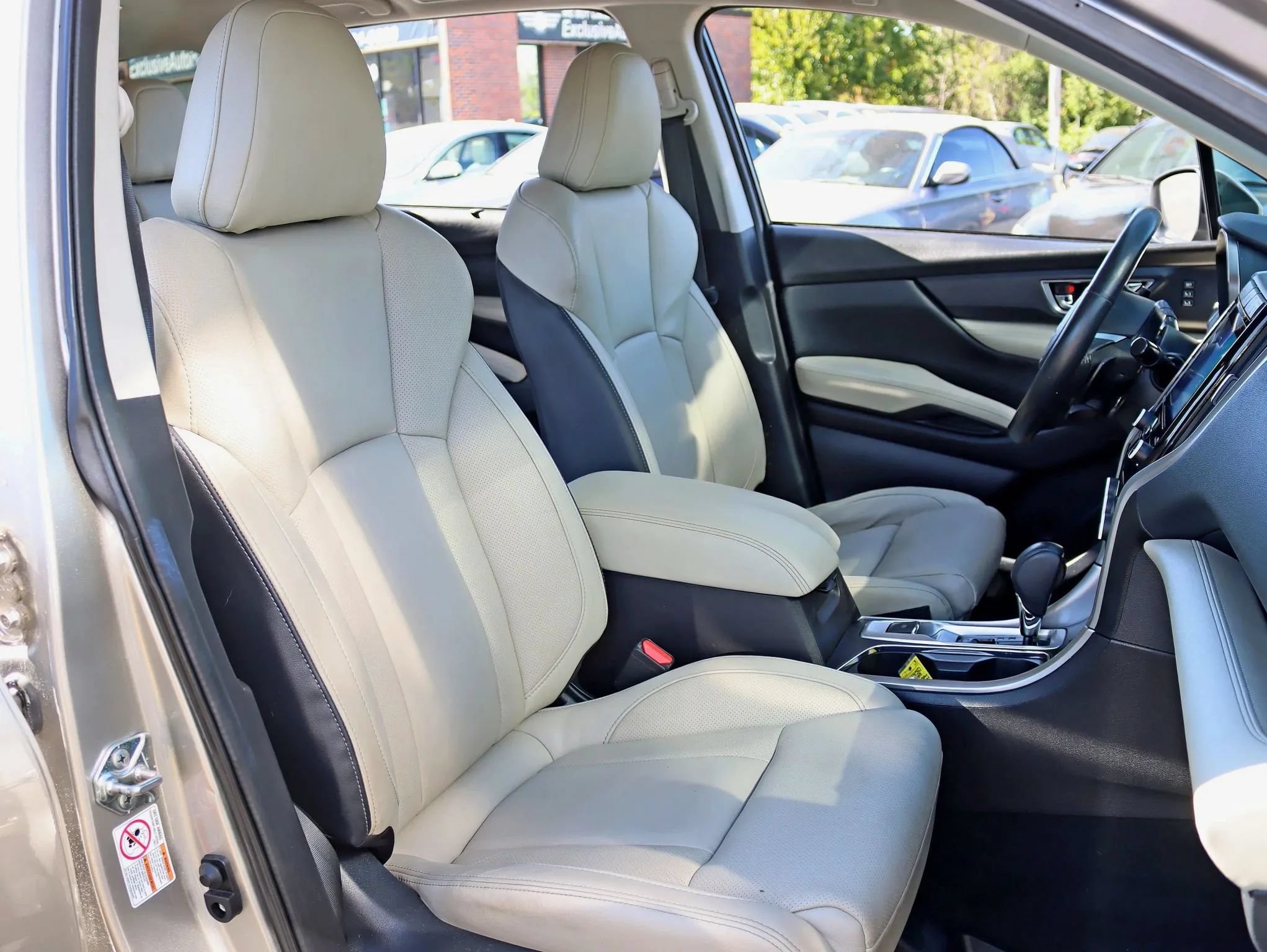 Used 2019 Subaru Ascent Limited AWD/4WD image 33