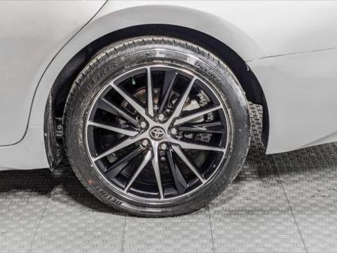 Used 2021 Toyota Camry SE image 29