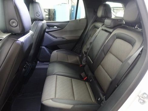 New 2026 Chevrolet Equinox LT w/ Convenience Package II image 19