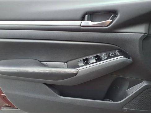 Used 2023 Nissan Altima 2.5 SV image 17