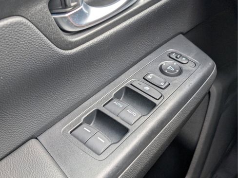 Used 2023 Honda CR-V EX image 22