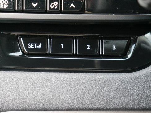 Used 2025 Lexus RX 450h AWD w/ Convenience Package image 35