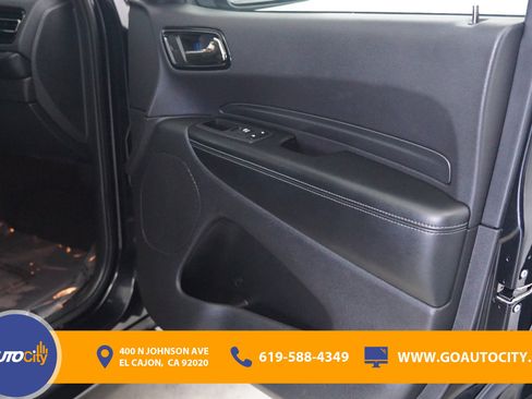 Used 2022 Dodge Durango GT RWD image 17