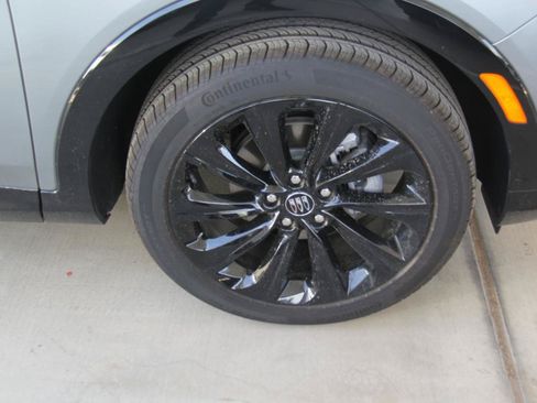Used 2026 Buick Envista Sport Touring w/ Convenience I Package FWD image 29