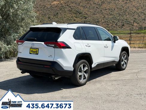 Used 2025 Toyota RAV4 SE AWD/4WD image 5