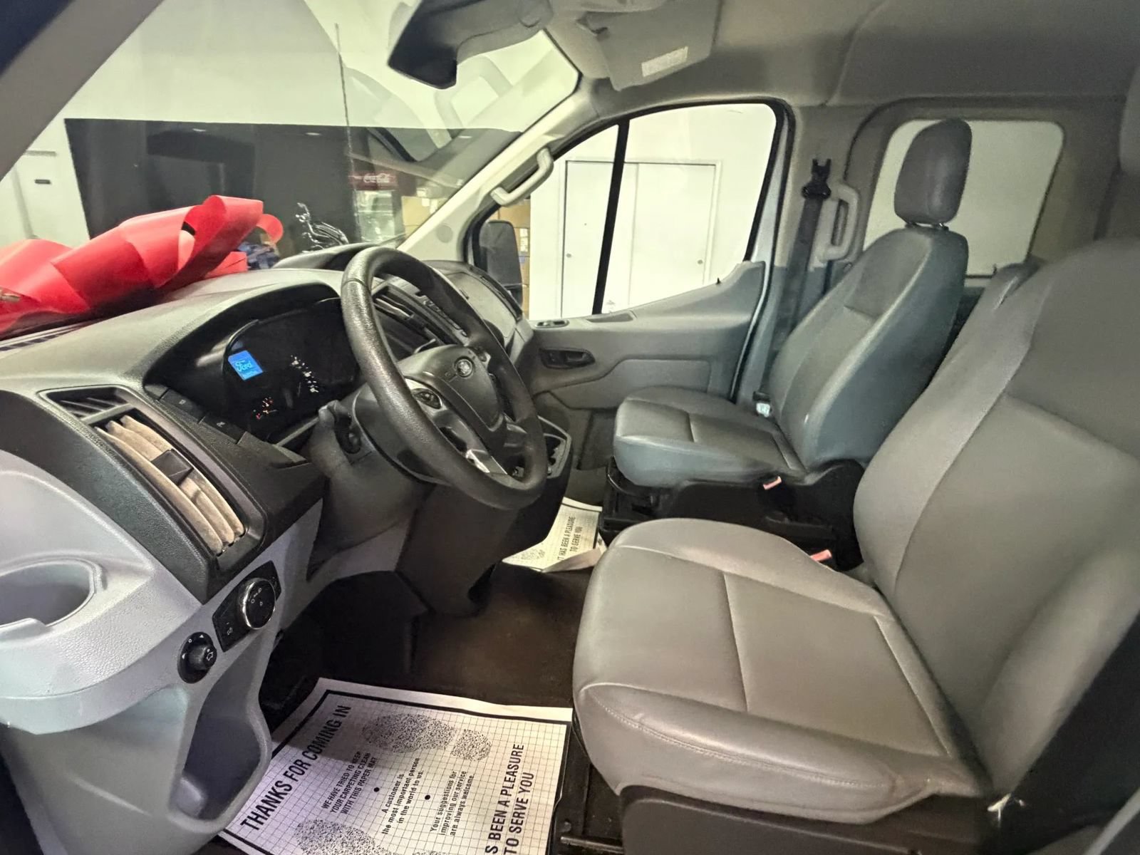 Used 2018 Ford Transit 150 XL RWD image 33