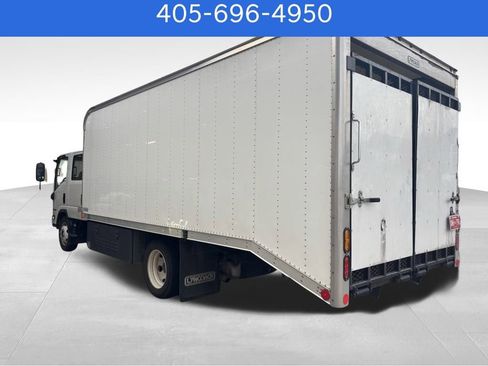 Used 2024 Isuzu NPR image 8