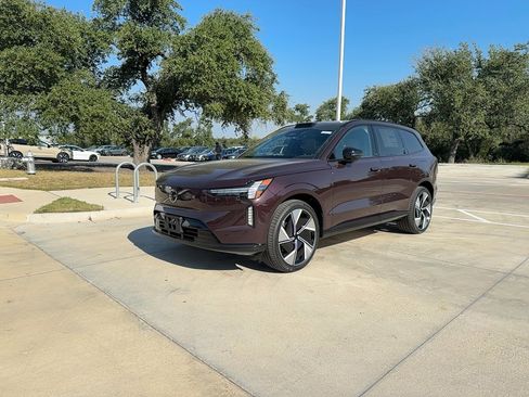 Used 2025 Volvo EX90 Ultra w/ Protection Package Premier image 2