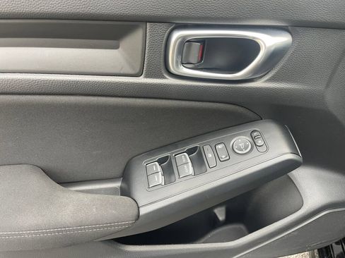 Used 2024 Honda Civic LX image 10