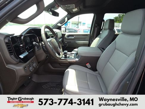 New 2026 Chevrolet Silverado 1500 RST w/ Convenience Package II AWD/4WD image 16