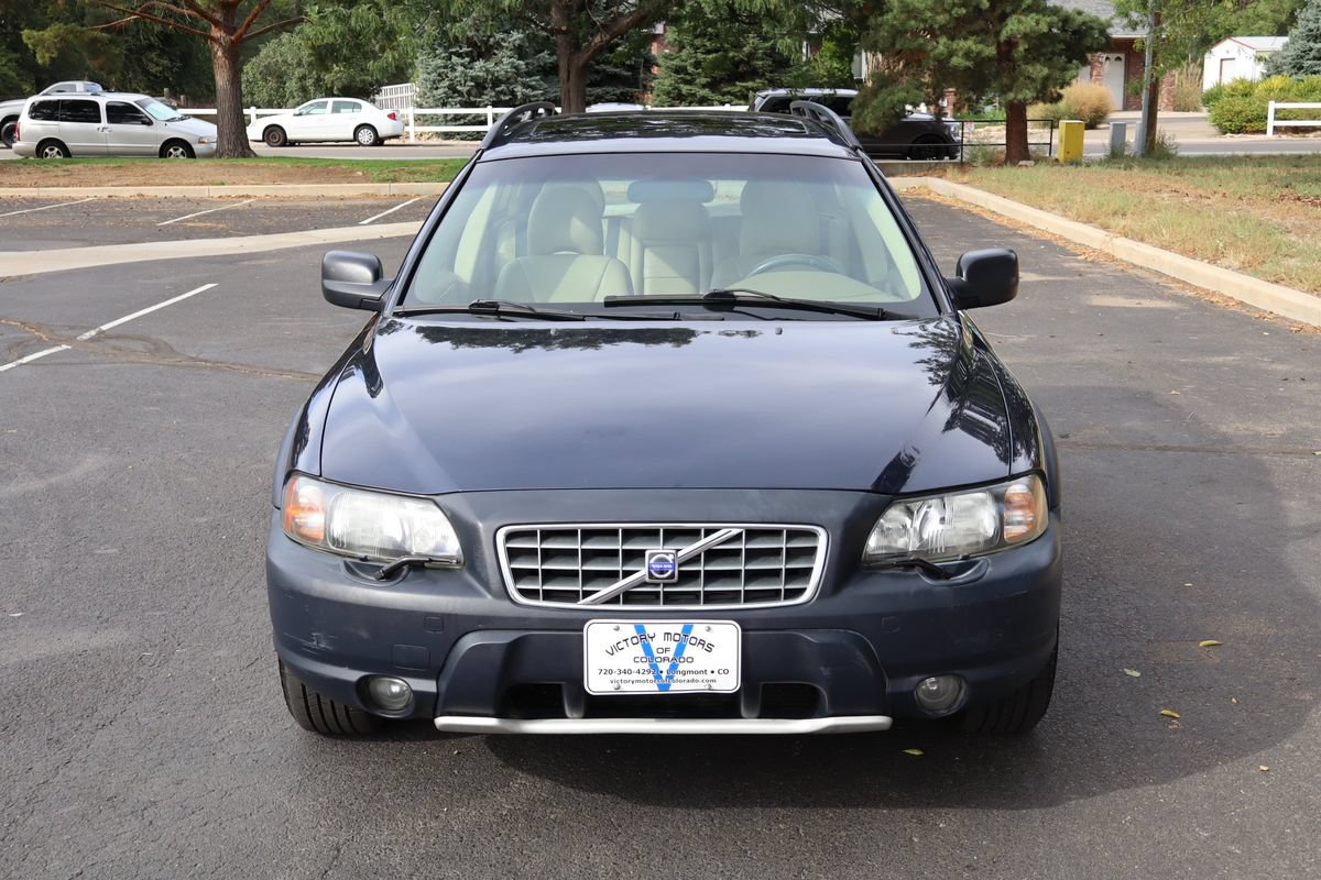 Used 2002 Volvo V70 Cross Country AWD/4WD image 12