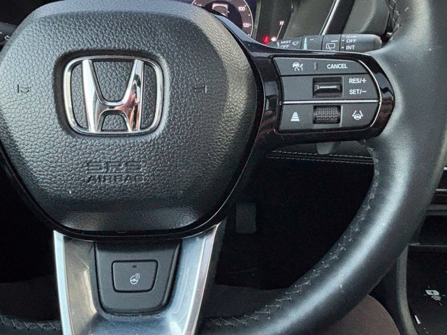 Used 2025 Honda Pilot Elite image 14