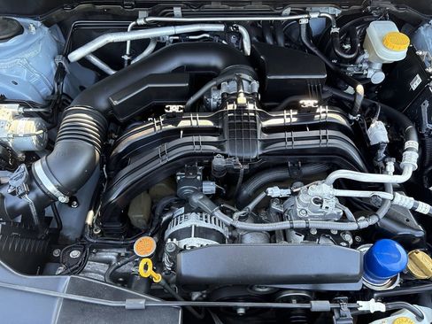 Used 2021 Subaru Crosstrek 2.5i Sport w/ Moonroof Package image 21