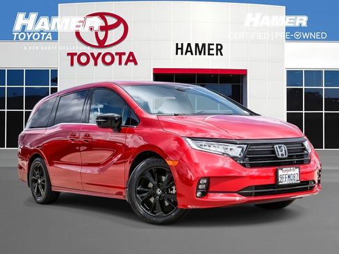Used 2023 Honda Odyssey Sport image 1