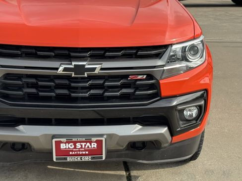 Used 2022 Chevrolet Colorado Z71 w/ Safety Package AWD/4WD image 5