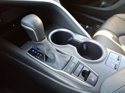 Certified 2023 Toyota Camry XLE image 16