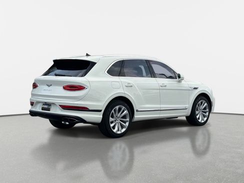 Used 2022 Bentley Bentayga AWD/4WD image 3