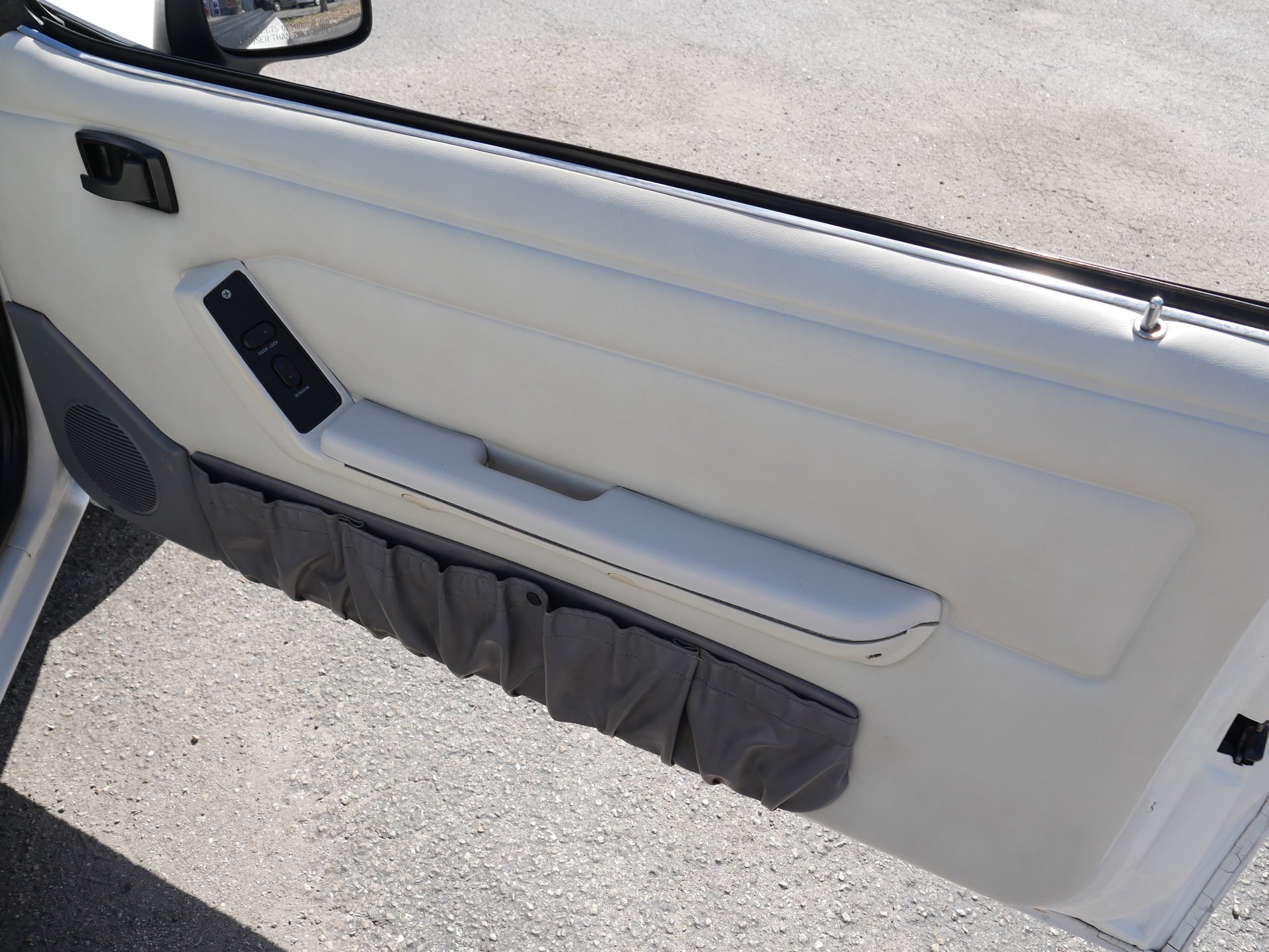 Used 1993 Ford Mustang LX RWD image 75