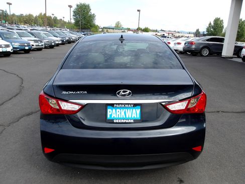 Used 2014 Hyundai Sonata GLS w/ Popular Equipment Group 2 image 4