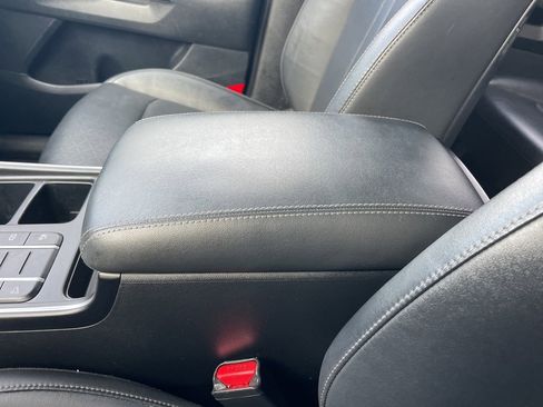 Certified 2023 Kia Sorento S w/ Panoramic Sunroof Package image 15