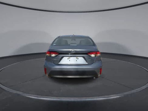 Used 2024 Toyota Corolla LE image 7