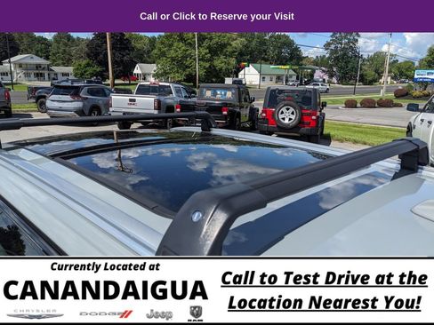 Used 2025 Volvo V60 B5 Cross Country Plus AWD/4WD image 31