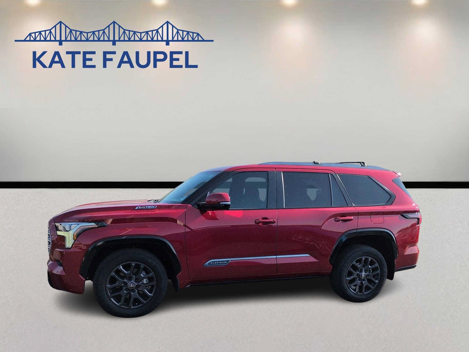 Used 2025 Toyota Sequoia Platinum AWD/4WD image 4