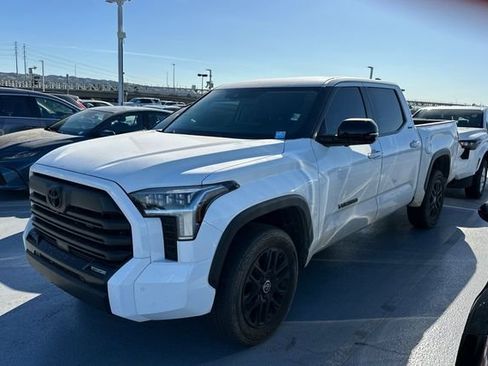 Used 2024 Toyota Tundra Limited image 1
