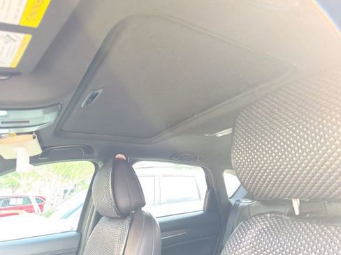 Used 2022 MAZDA CX-5 Signature image 14