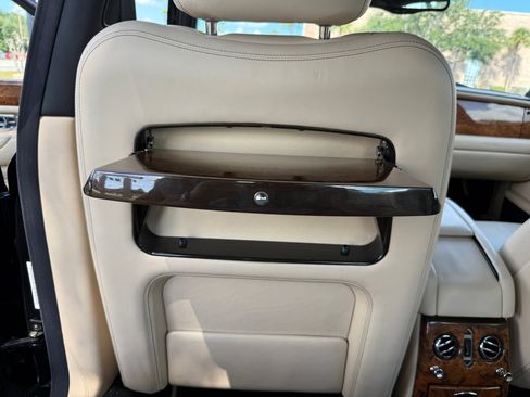 Used 2004 Bentley Arnage T image 23