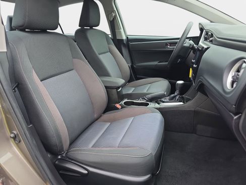 Used 2019 Toyota Corolla LE image 10