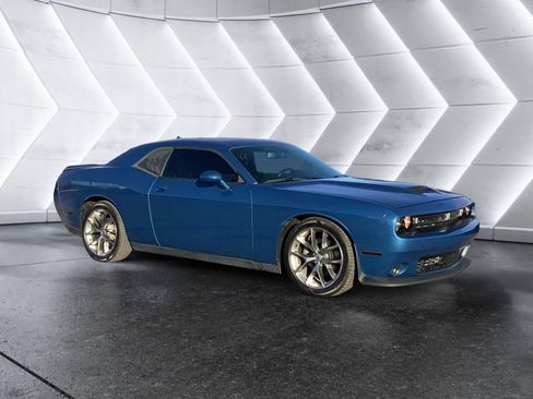 Used 2021 Dodge Challenger GT image 1