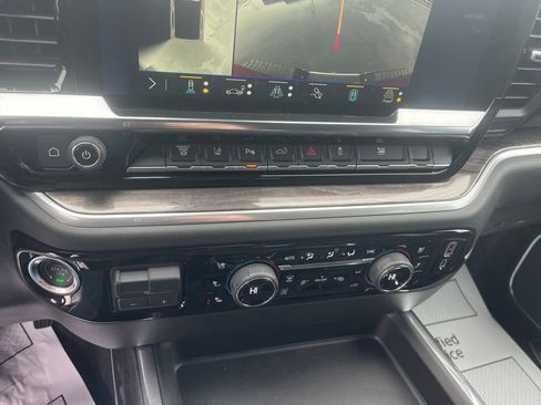 Used 2026 Chevrolet Silverado 3500 LTZ w/ LTZ Plus Package image 39