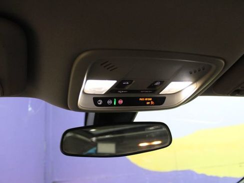 Used 2021 Chevrolet Malibu LT FWD image 20